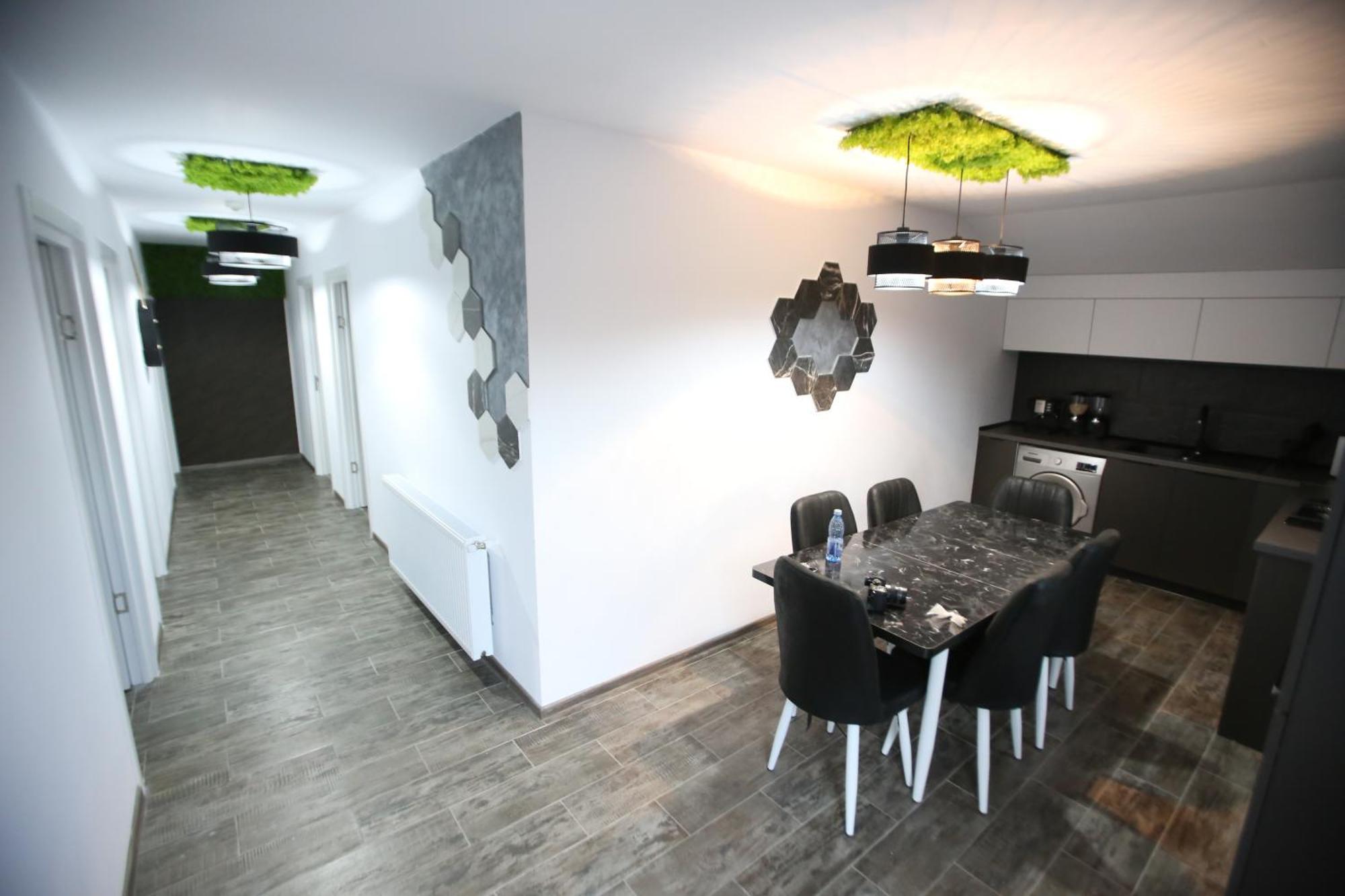 Casa Kevin Hotel Năvodari Buitenkant foto